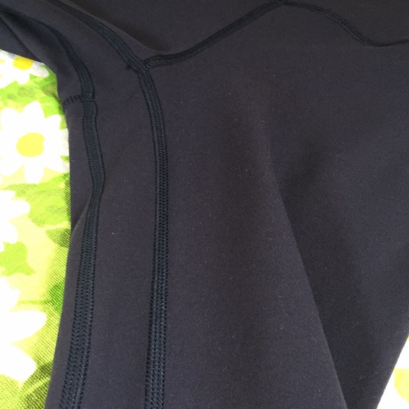 Lululemon Align 19” Navy Blue - Picture 3 of 8